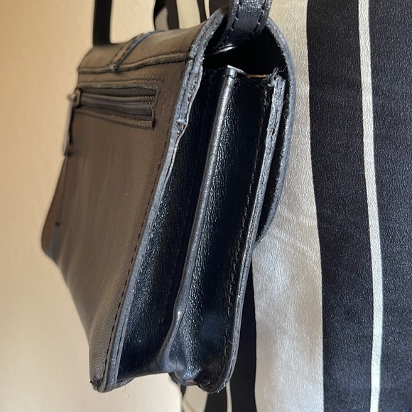 Patricia Nash Small Crossbody Wallet - Picture 7 of 13